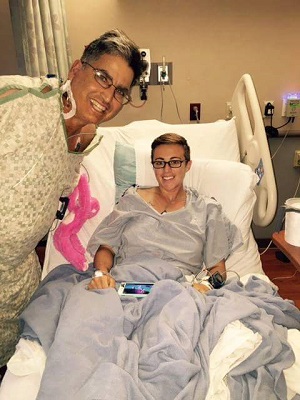 Texas Army National Guard Spc. Brittany Reppond, with the 197th Special Troops Support Company, based out of Camp Bullis, San Antonio, Texas, right, donates kidney to Arthur Corenblith, left, February 18, 2016, at the Methodist Specialty and Transplant Hospital in San Antonio. While working for a sales company at a local gas station, the Soldier saw a sign 'my brother needs a kidney' on a car and decided to donate. (Courtesy Photo) 